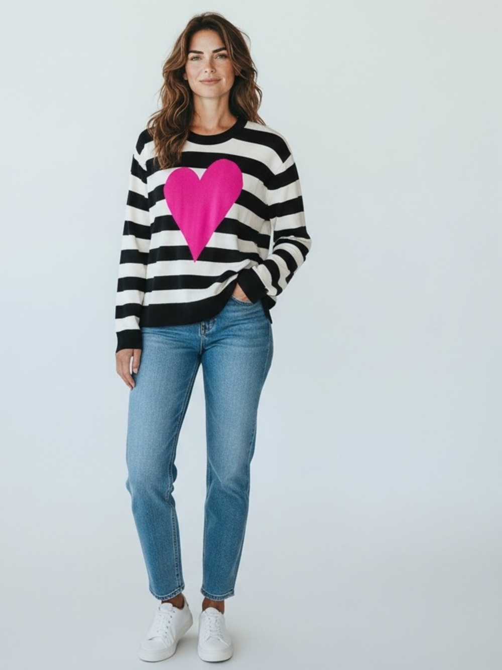 Kate Spade / Sz M / Striped Black & White Heart Sweater with Pink Heart